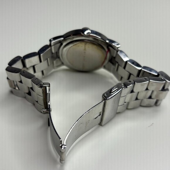 Marc By Marc Jacobs Amy Silver Tone Link Watch 36mm Women\'s EUC MBM3054